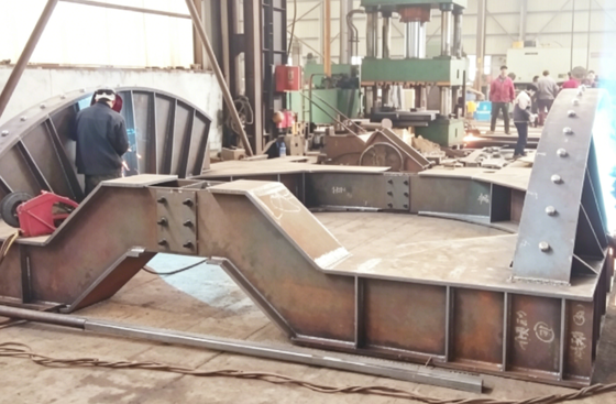 Hình khung xoay lò nghiêng - Thiết bị và thông số kỹ thuật