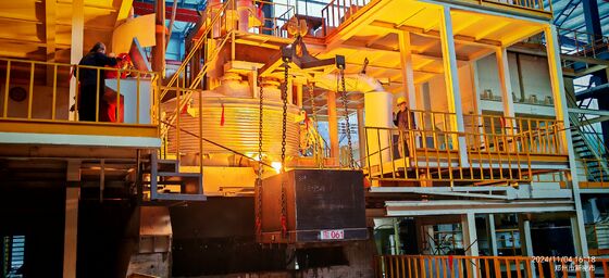 Lò điện Corundum Chất thải nguy hại rắn 5 Tph cho quá trình hóa thủy tinh xỉ